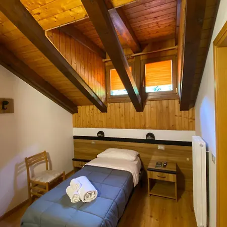 Tea San Pellegrino - Dolomiti فالكادي